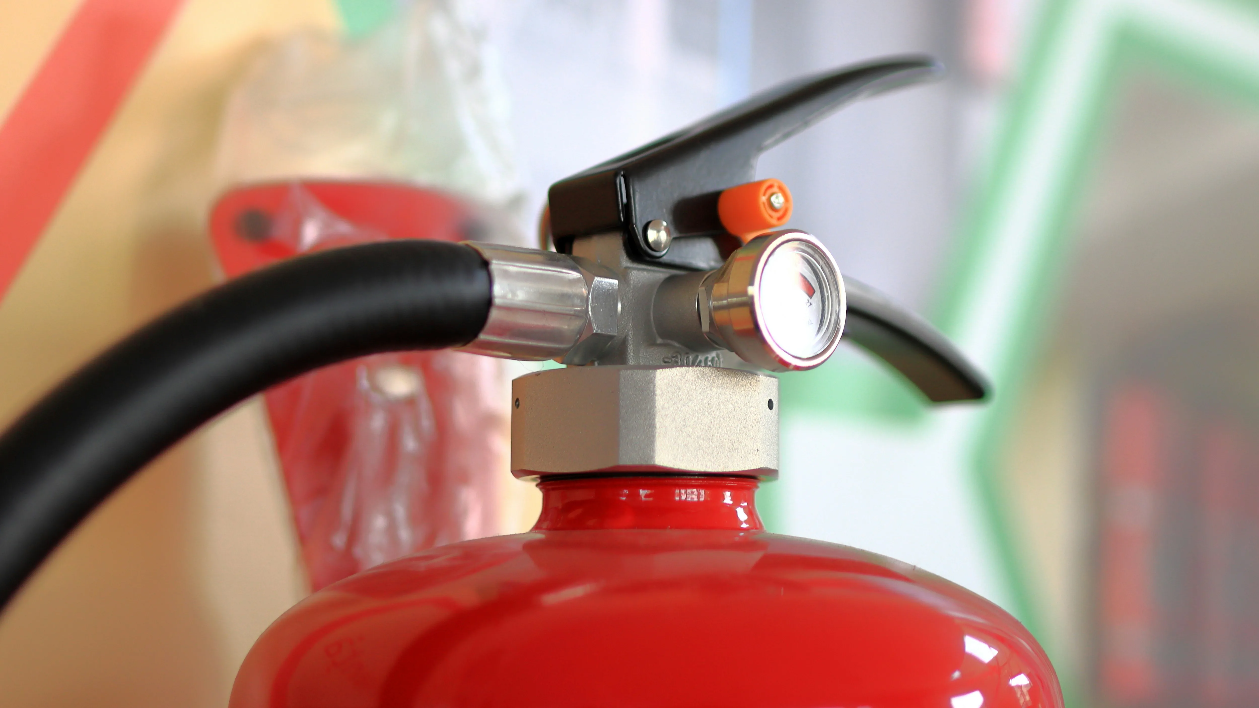 Fire Extinguisher (APAR)